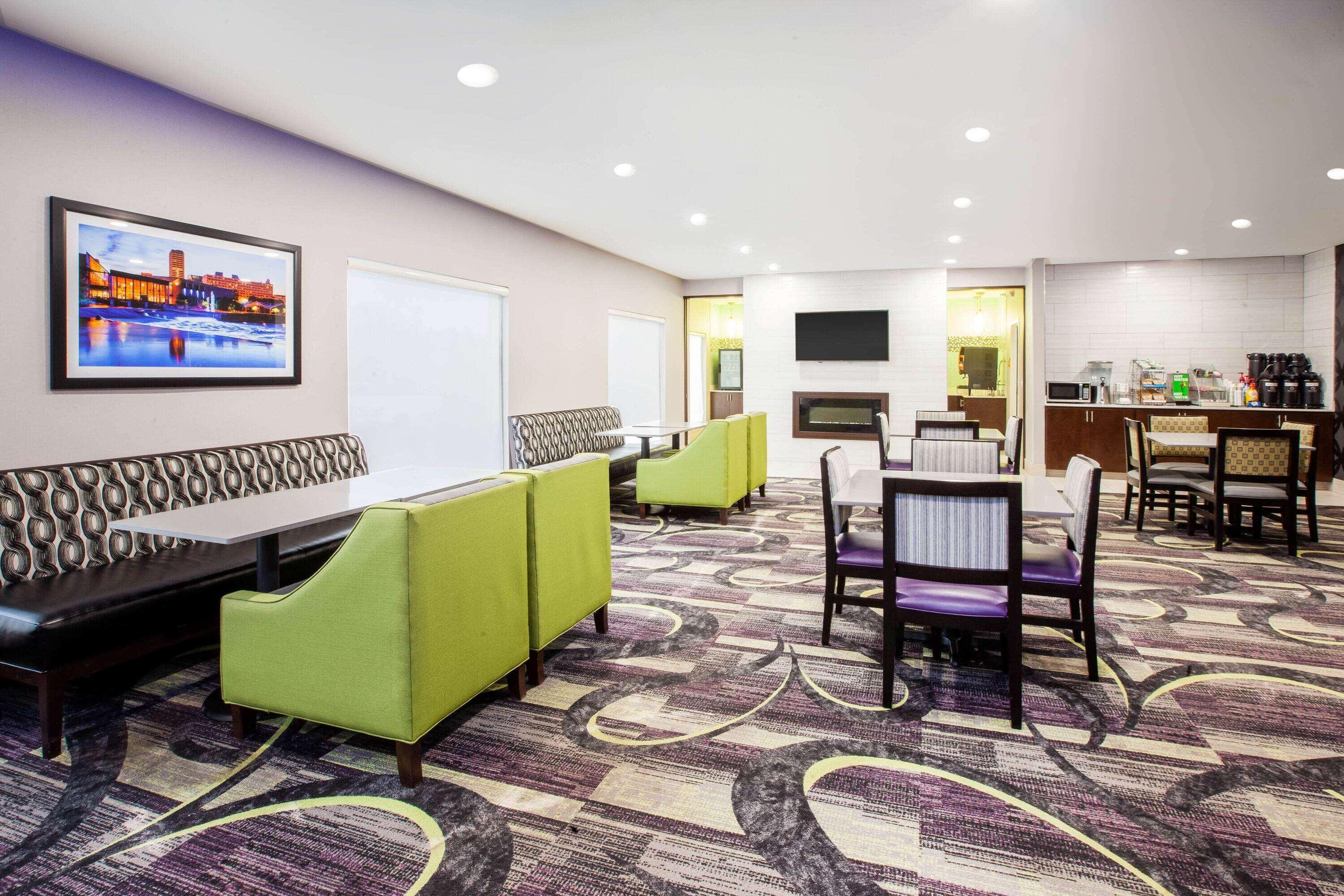 La Quinta Inn And Suites By Wyndham Elkhart Luaran gambar